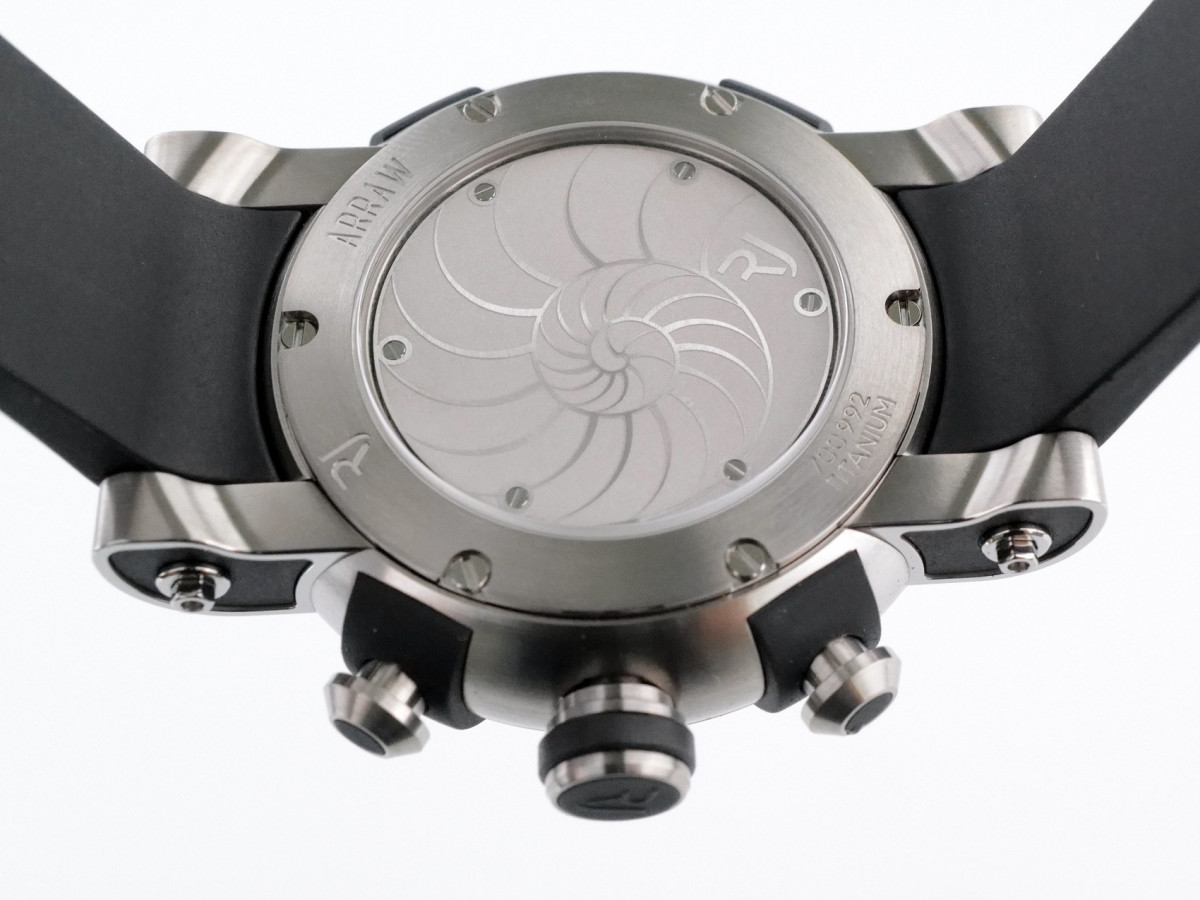 Швейцарские часы Romain Jerome Arraw Marine Chronograph