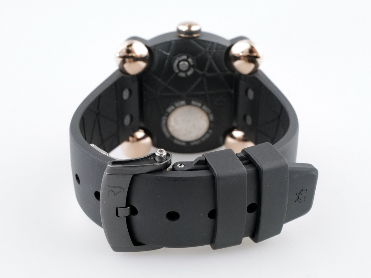 Швейцарские часы Romain Jerome Moon-DNA Moon Invader Red Speed Metal Limited Edition