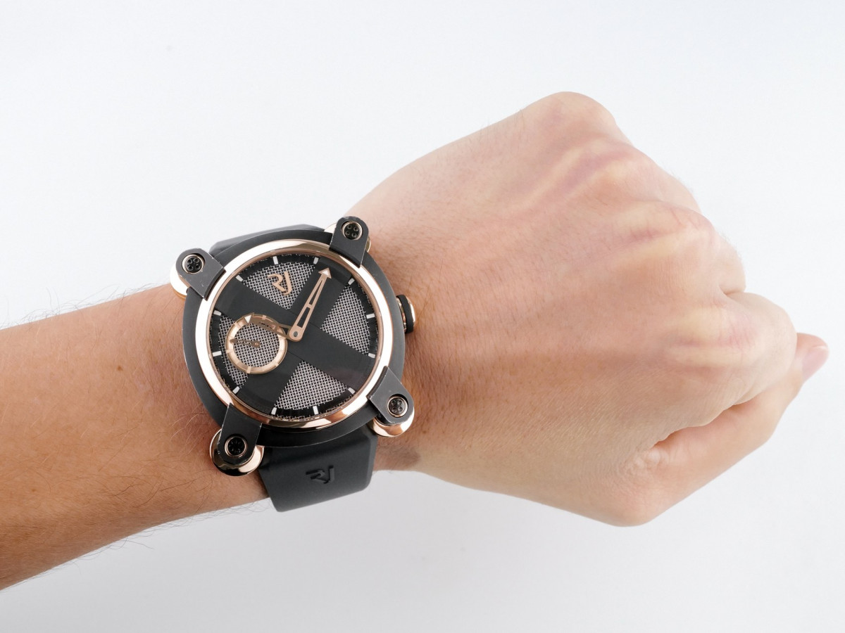 Швейцарские часы Romain Jerome Moon-DNA Moon Invader Red Speed Metal Limited Edition