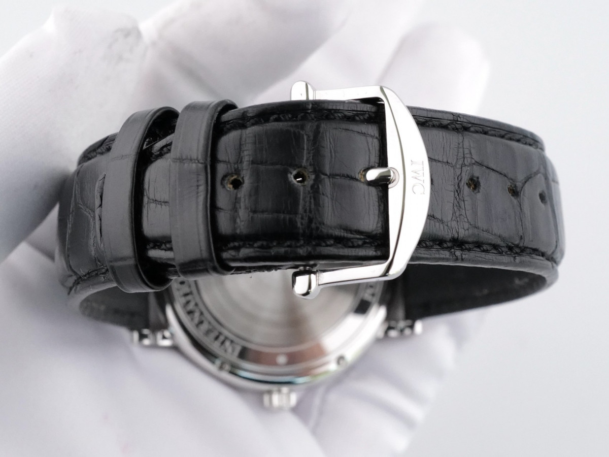 Швейцарские часы IWC Portofino Automatic Black Dial