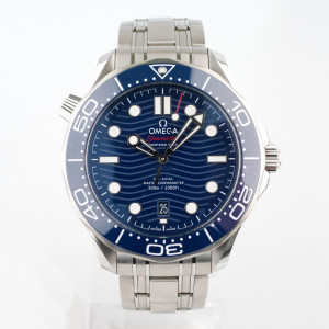 Швейцарские часы Omega Seamaster Diver 300M Co-Axial Master Chronometer 42 mm