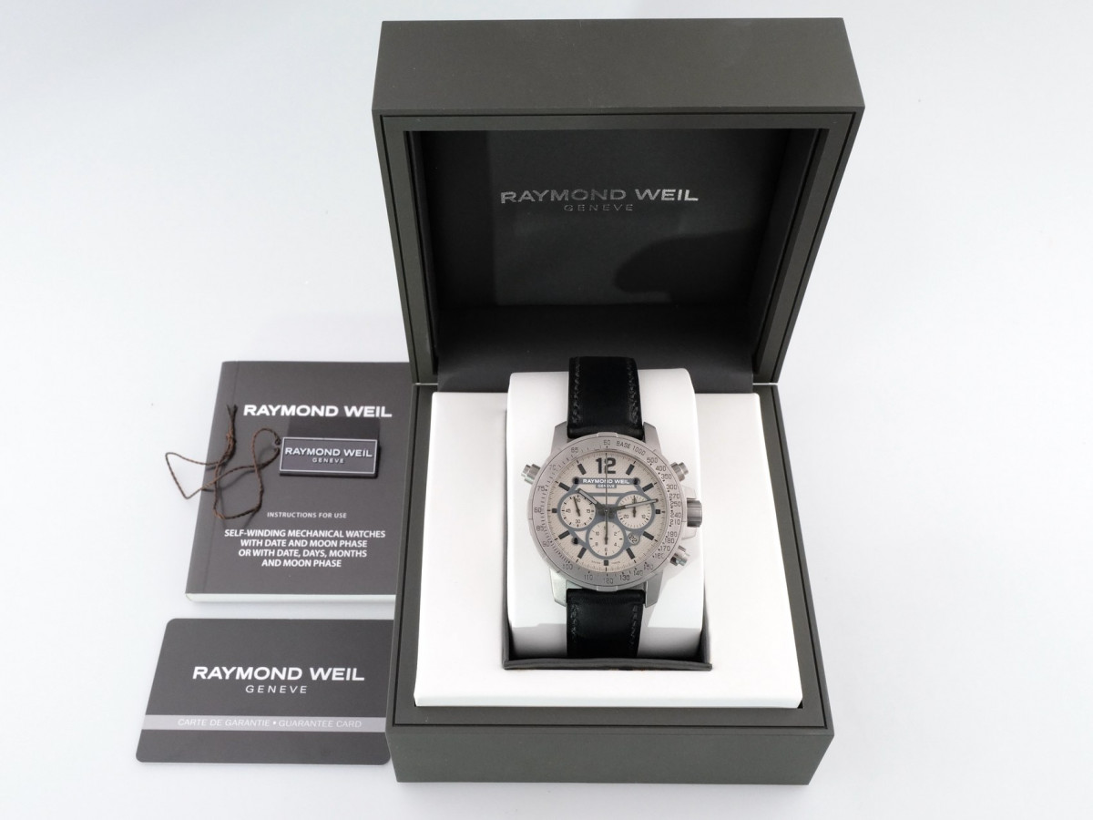 Швейцарський годинник Raymond Weil Nabucco Titanium Chronograph