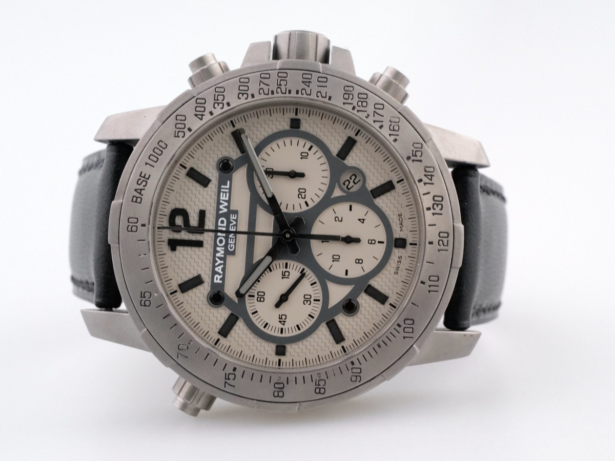 Швейцарський годинник Raymond Weil Nabucco Titanium Chronograph