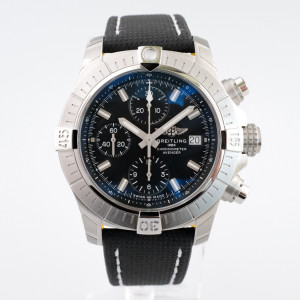 Швейцарские часы Breitling Avenger Chronograph 43 Black Strap Black Dial