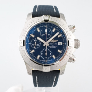 Швейцарський годинник Breitling Avenger Chronograph 43 Blue Strap Blue Dial