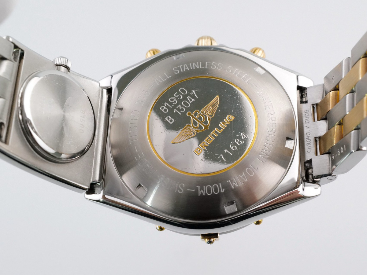 Швейцарський годинник Breitling Chronomat UTC