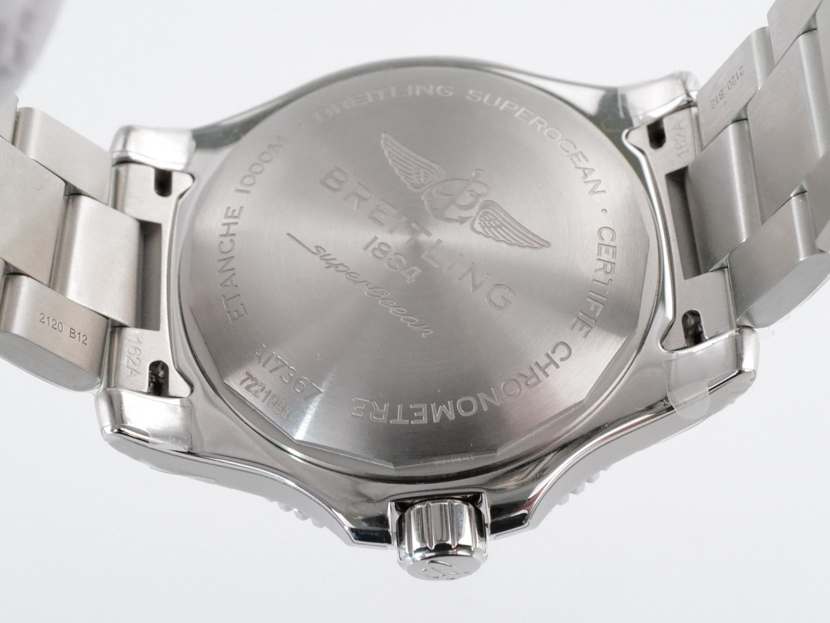 Швейцарський годинник Breitling Superocean Automatic 44