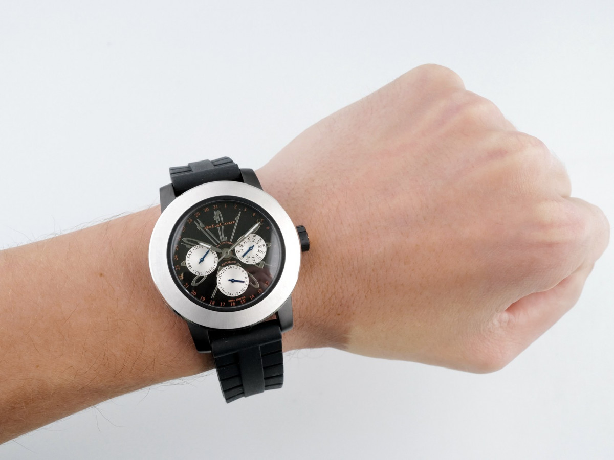 Швейцарские часы DeLaCour Fusion Calendar GMT Limited Edition