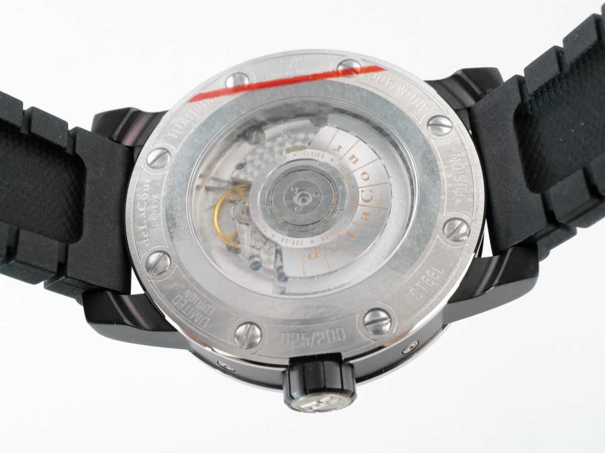 Швейцарський годинник DeLaCour Fusion Calendar GMT Limited Edition