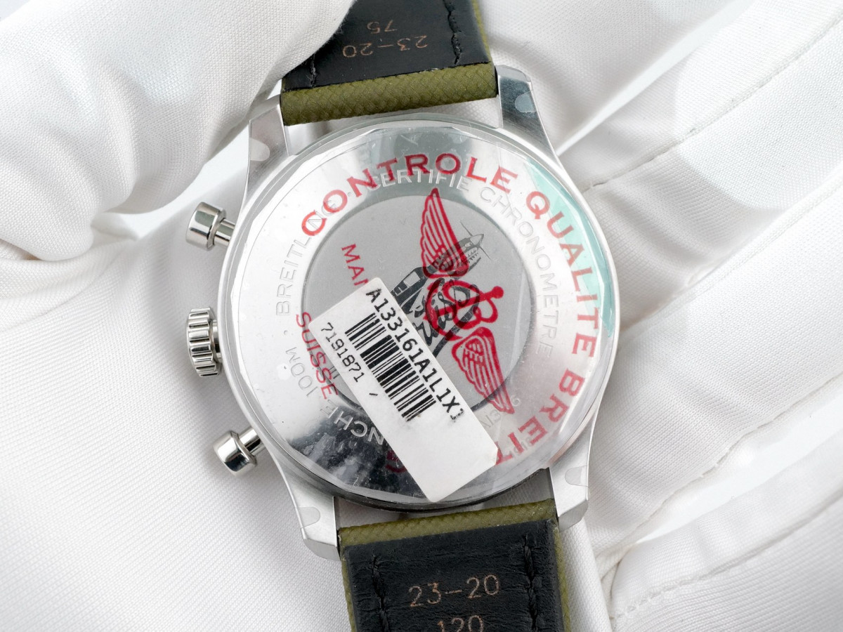 Швейцарський годинник Breitling Aviator 8 Chronograph 43 Curtiss Warhawk