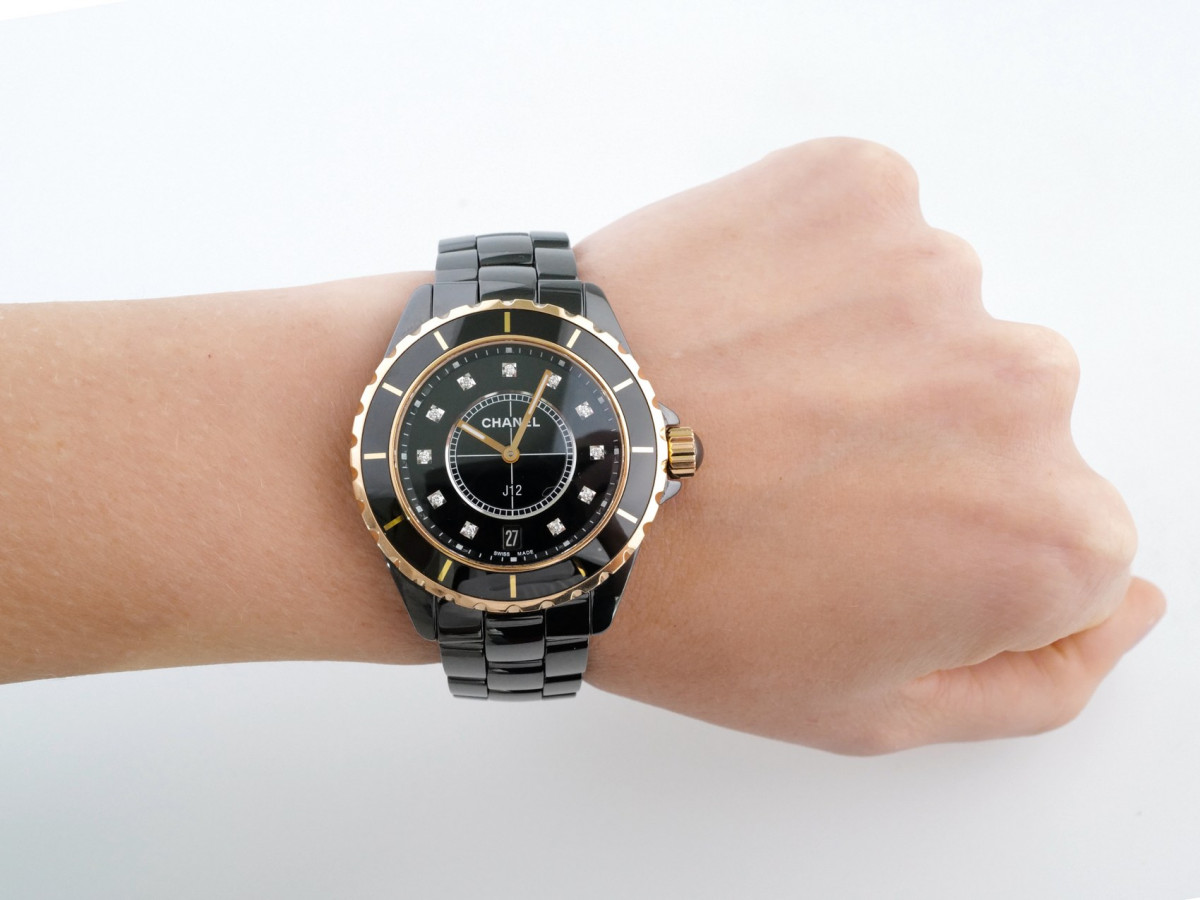 Швейцарские часы Chanel J12 Ceramic Gold Diamonds