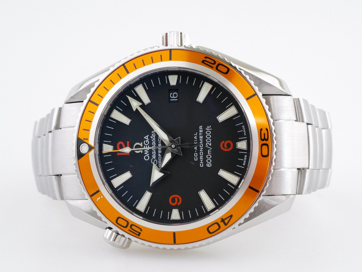 Швейцарские часы Omega Seamaster Planet Ocean Orange