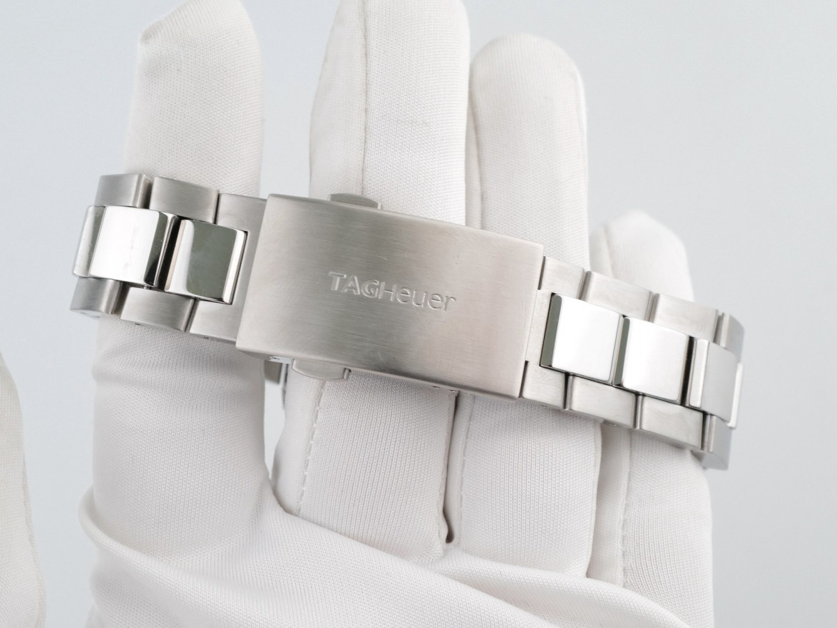 Швейцарський годинник TAG Heuer Aquaracer 500M Chronograph