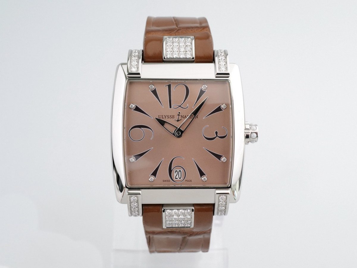 Швейцарские часы Ulysse Nardin Caprice Salmon Sunray Dial