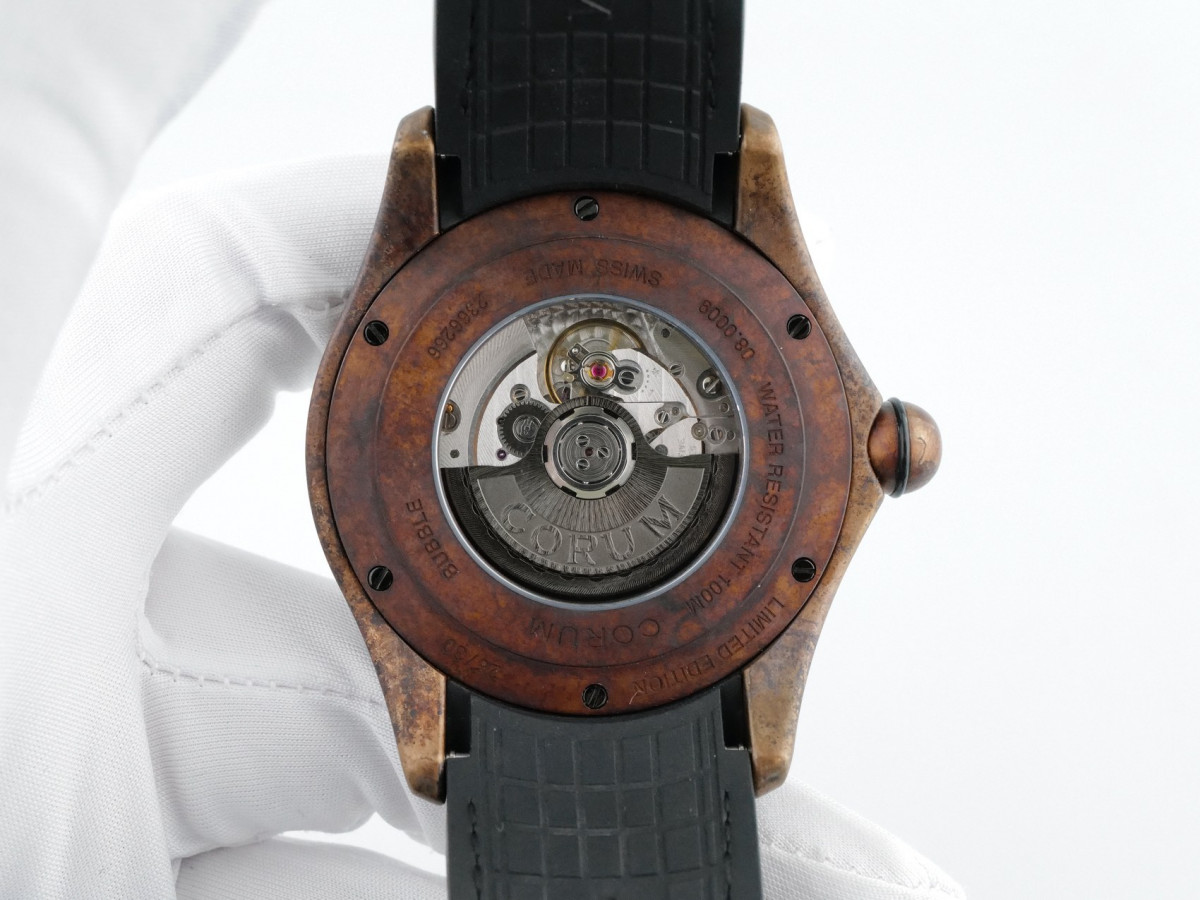 Швейцарський годинник Corum Bubble Golf 47 Bronze