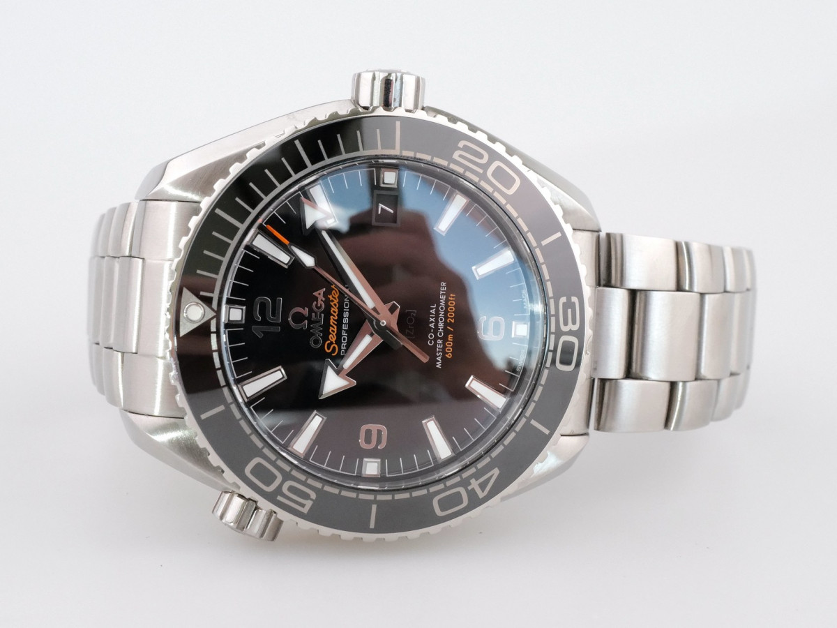 Swiss watch Omega Seamaster Planet Ocean 600m Co-Axial Master Chronometer