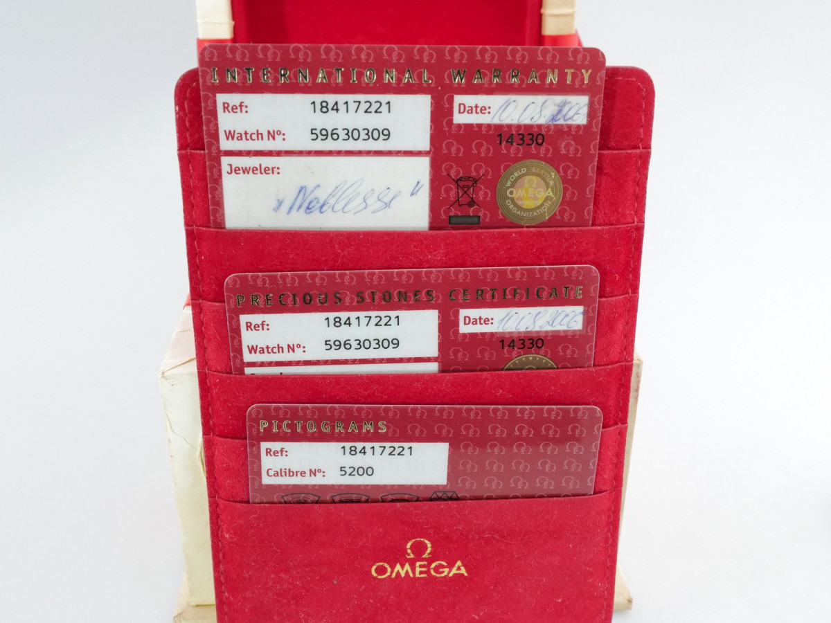 Швейцарський годинник Omega Constellation Quadra Quartz Chronograph