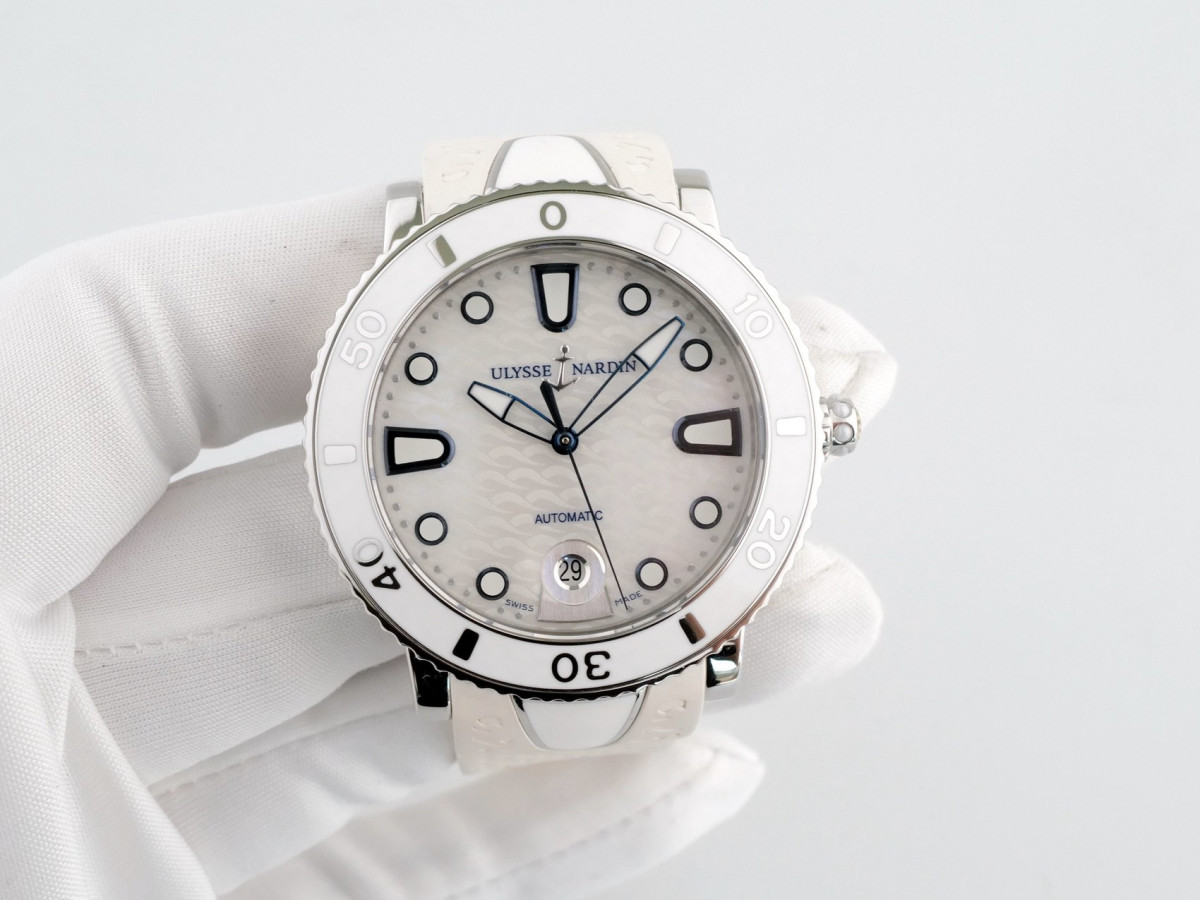 Швейцарские часы Ulysse Nardin Lady Marine Diver