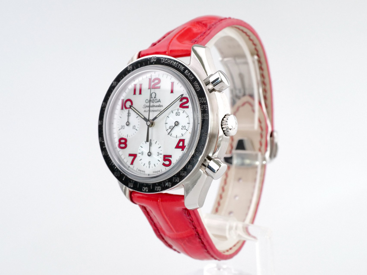Швейцарские часы Omega Speedmaster Reduced Lady MOP Dial