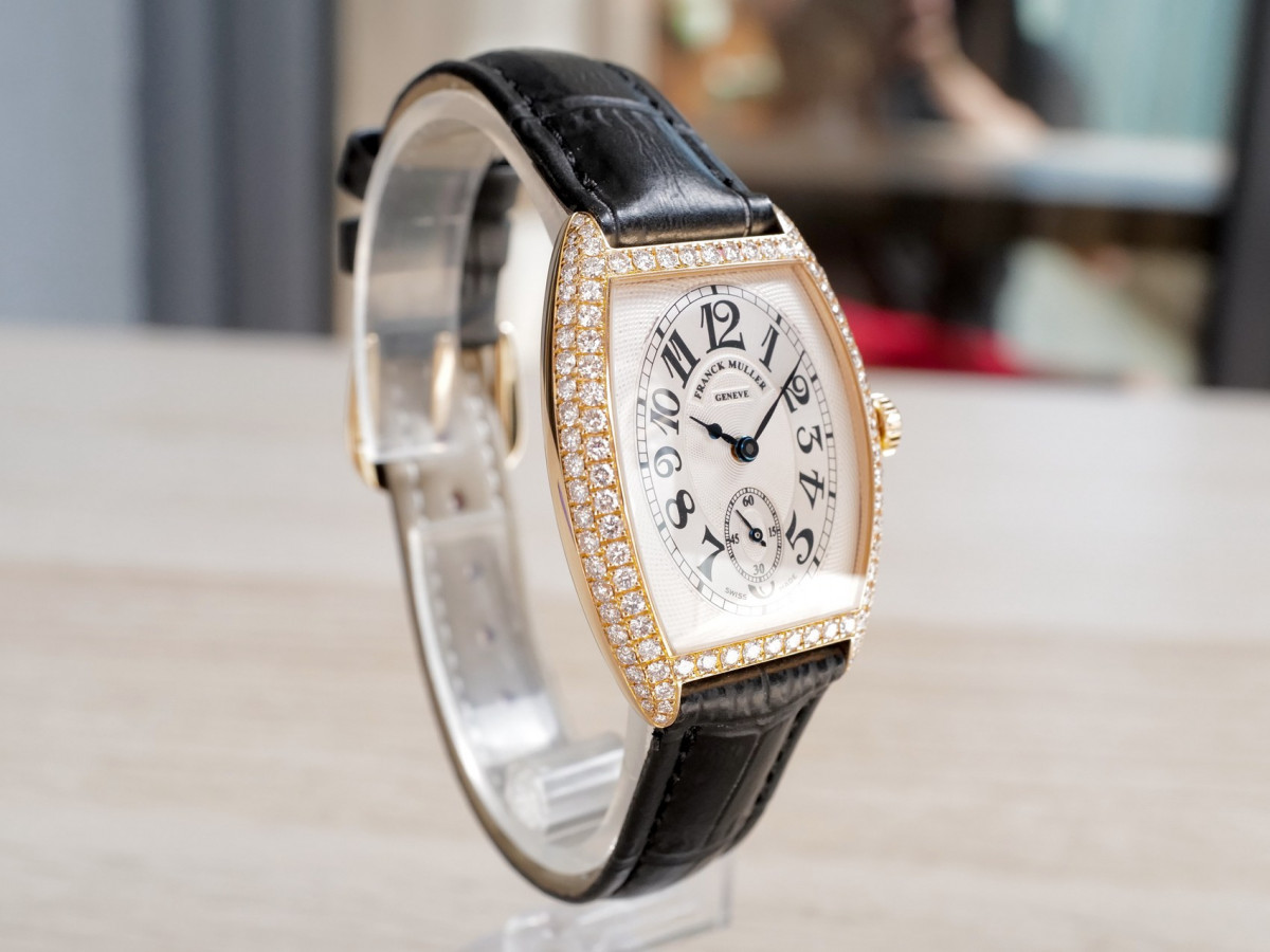 Швейцарские часы Franck Muller Cintree Curvex 18K Rose Gold Diamonds