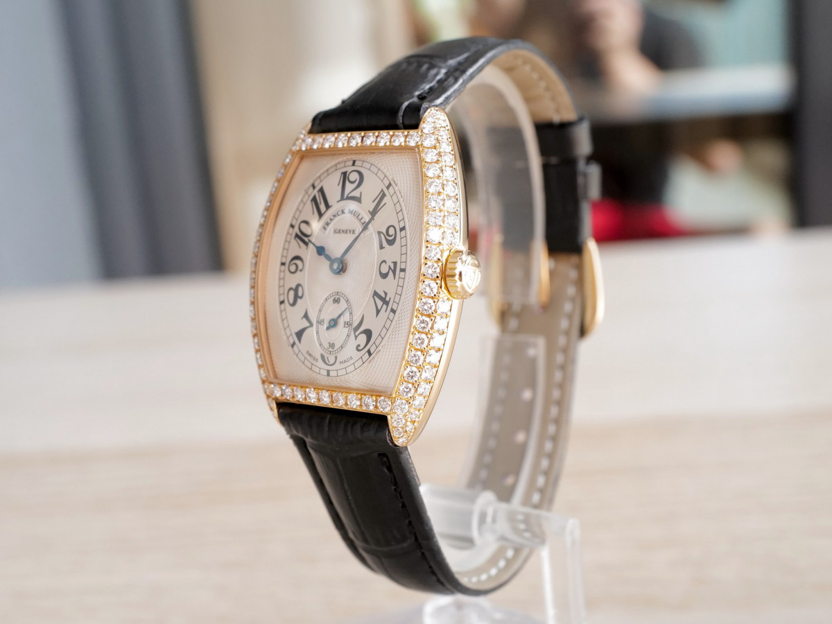 Швейцарские часы Franck Muller Cintree Curvex 18K Rose Gold Diamonds