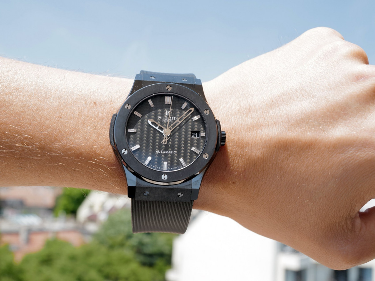 Швейцарские часы Hublot Classic Fusion Black Magic Ceramic
