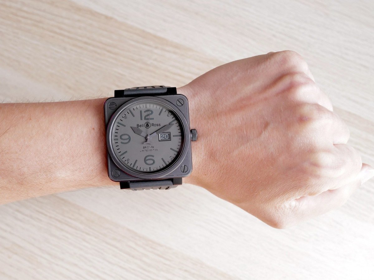 Швейцарський годинник Bell & Ross Commando Grande Date Limited Edition