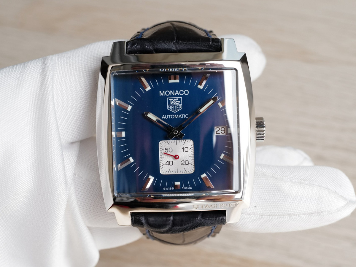 Швейцарський годинник TAG Heuer Monaco
