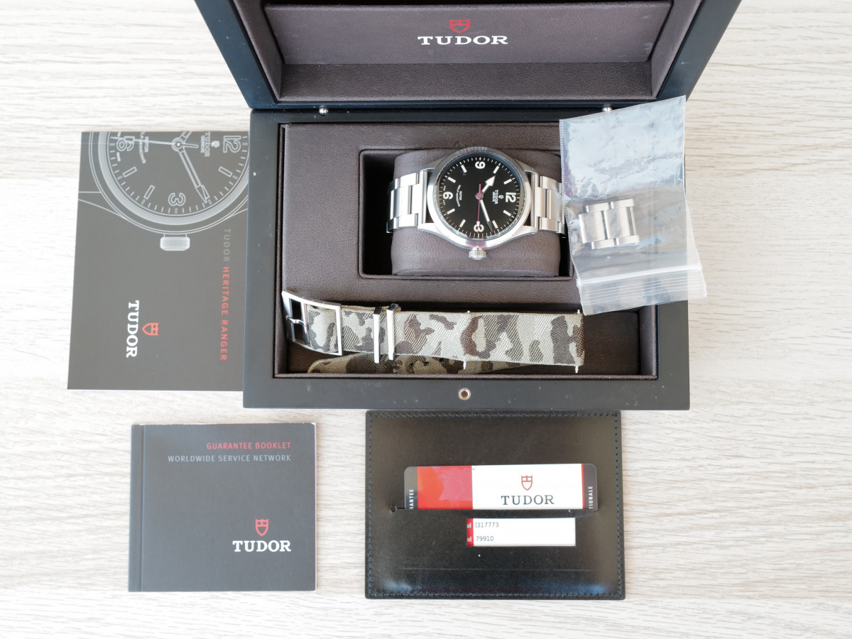 Швейцарський годинник Tudor Heritage Ranger