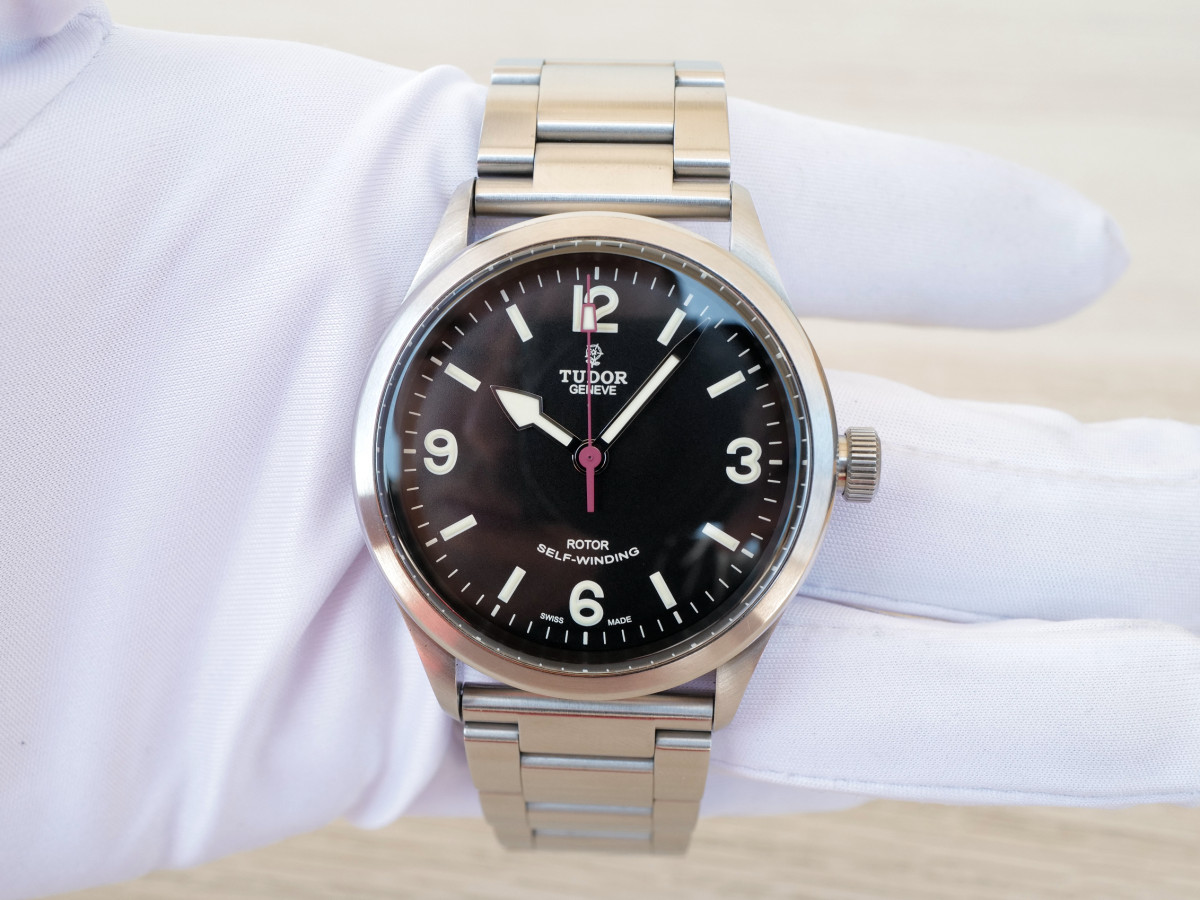 Швейцарський годинник Tudor Heritage Ranger