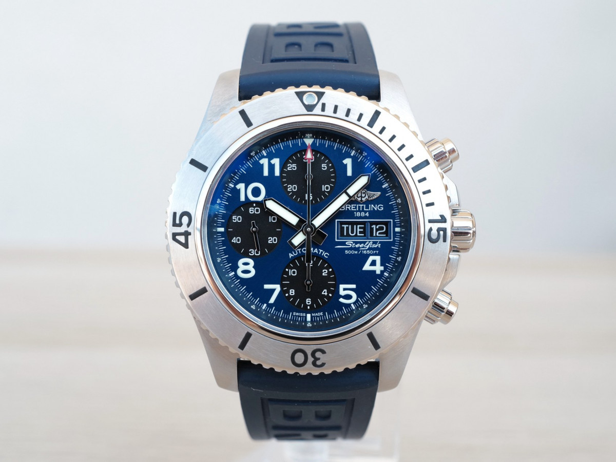 Швейцарський годинник Breitling Superocean Chronograph Steelfish