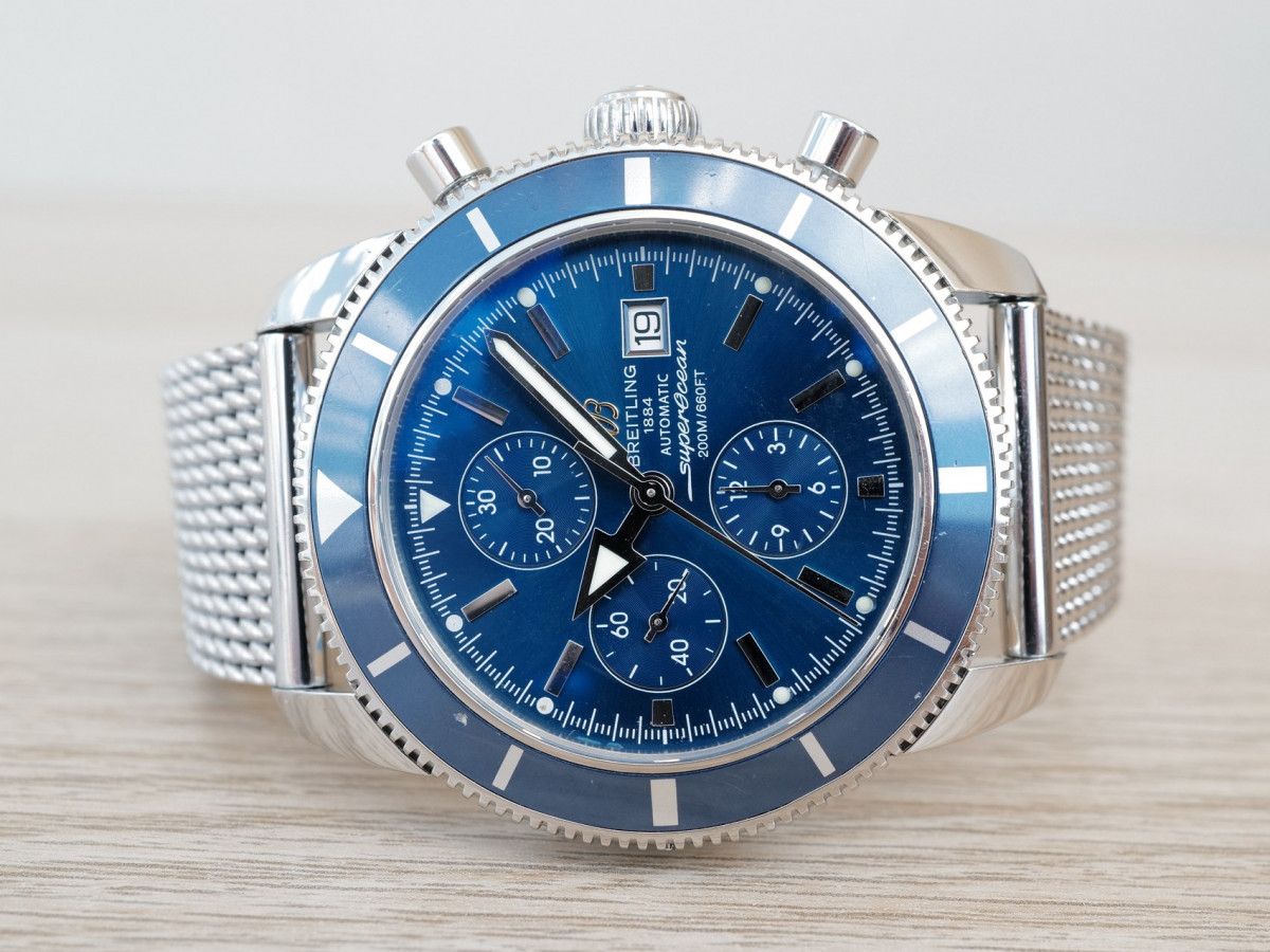 Швейцарський годинник Breitling Superocean Heritage Chronograph 46mm Blue Dial
