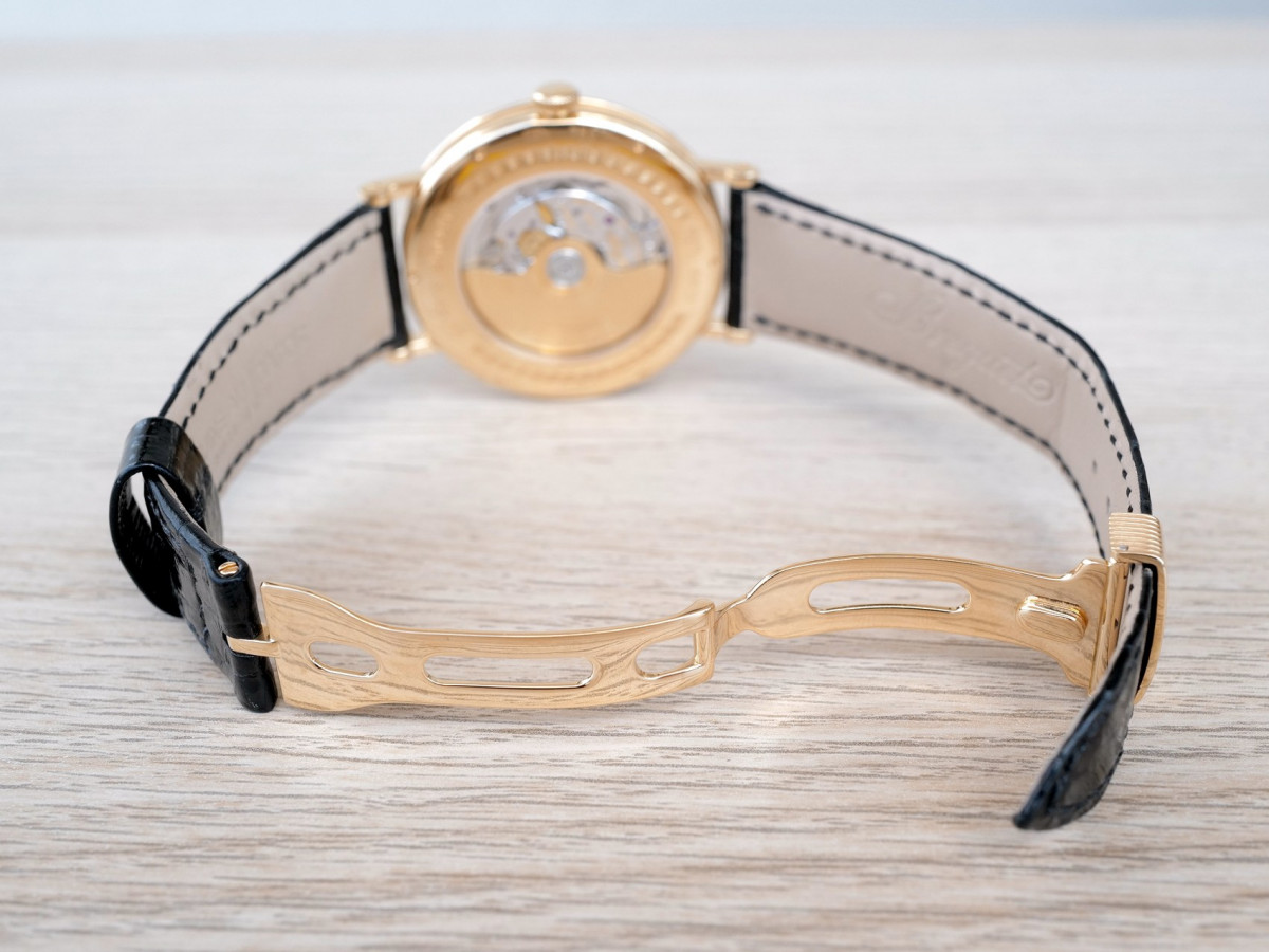 Швейцарський годинник Breguet Classique Retrograde Seconds Power Reserve 18K Yellow Gold