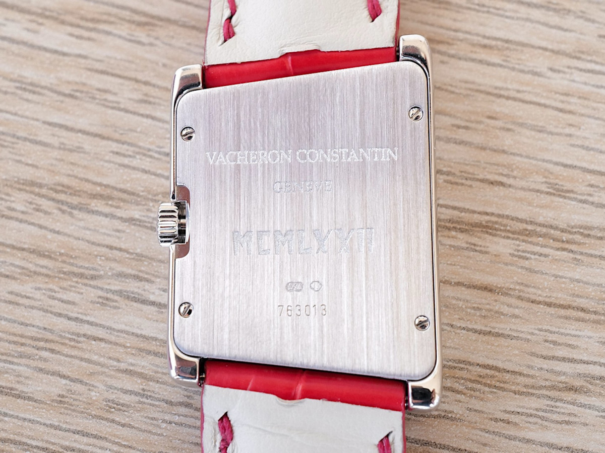 Швейцарские часы Vacheron Constantin 1972 Asymmetric 18K White Gold Diamonds