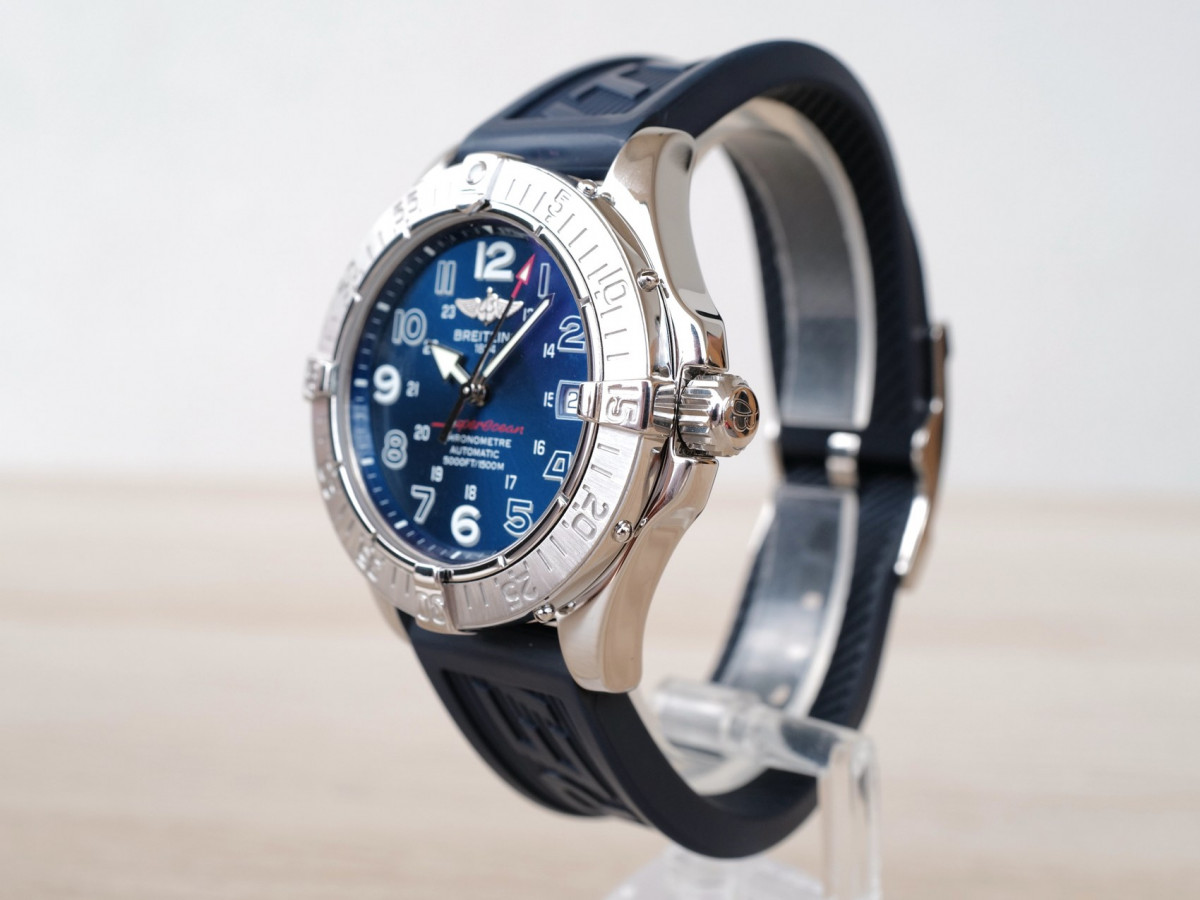 Швейцарський годинник Breitling Aeromarine Superocean Arrow Hand