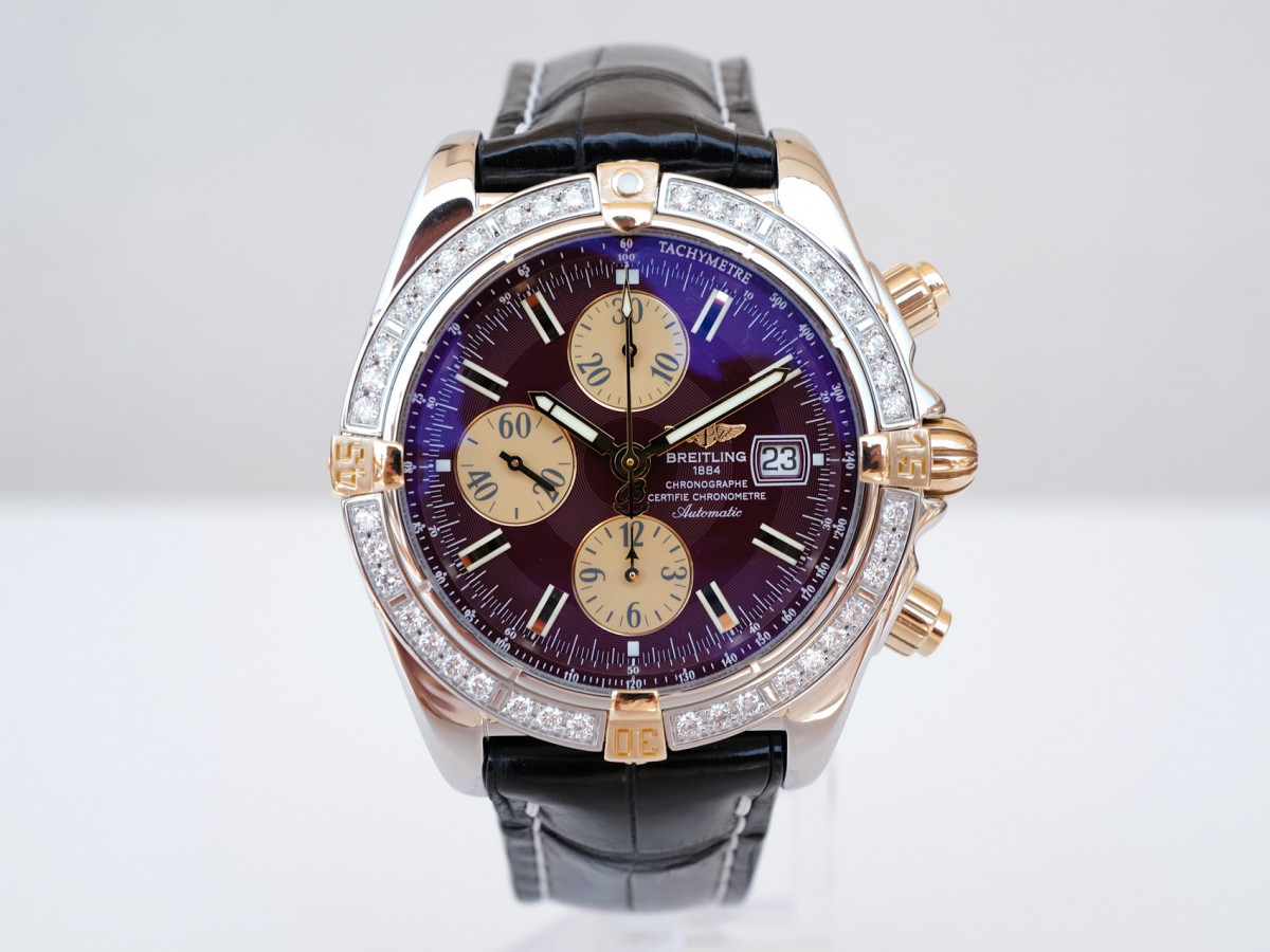 Швейцарские часы Breitling Chronomat Evolution Diamonds Burgundy Dial