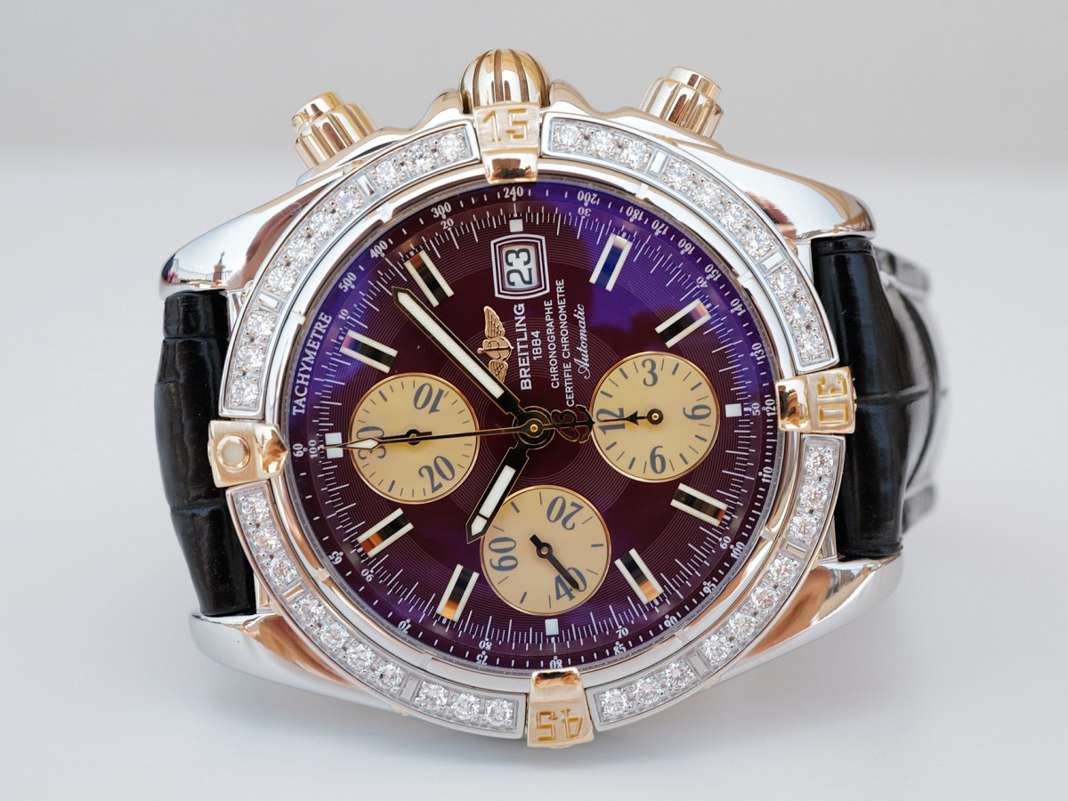 Швейцарские часы Breitling Chronomat Evolution Diamonds Burgundy Dial