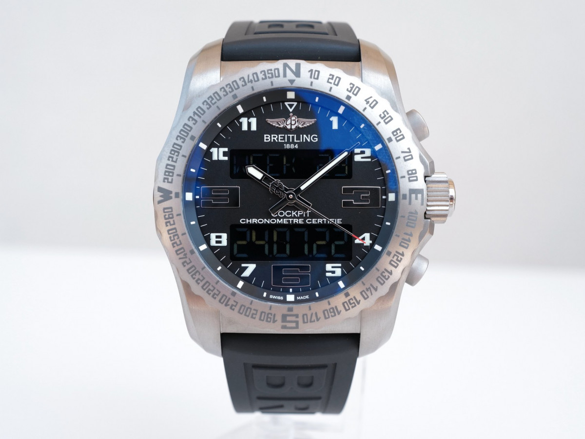 Швейцарские часы Breitling Cockpit B50 Titanium