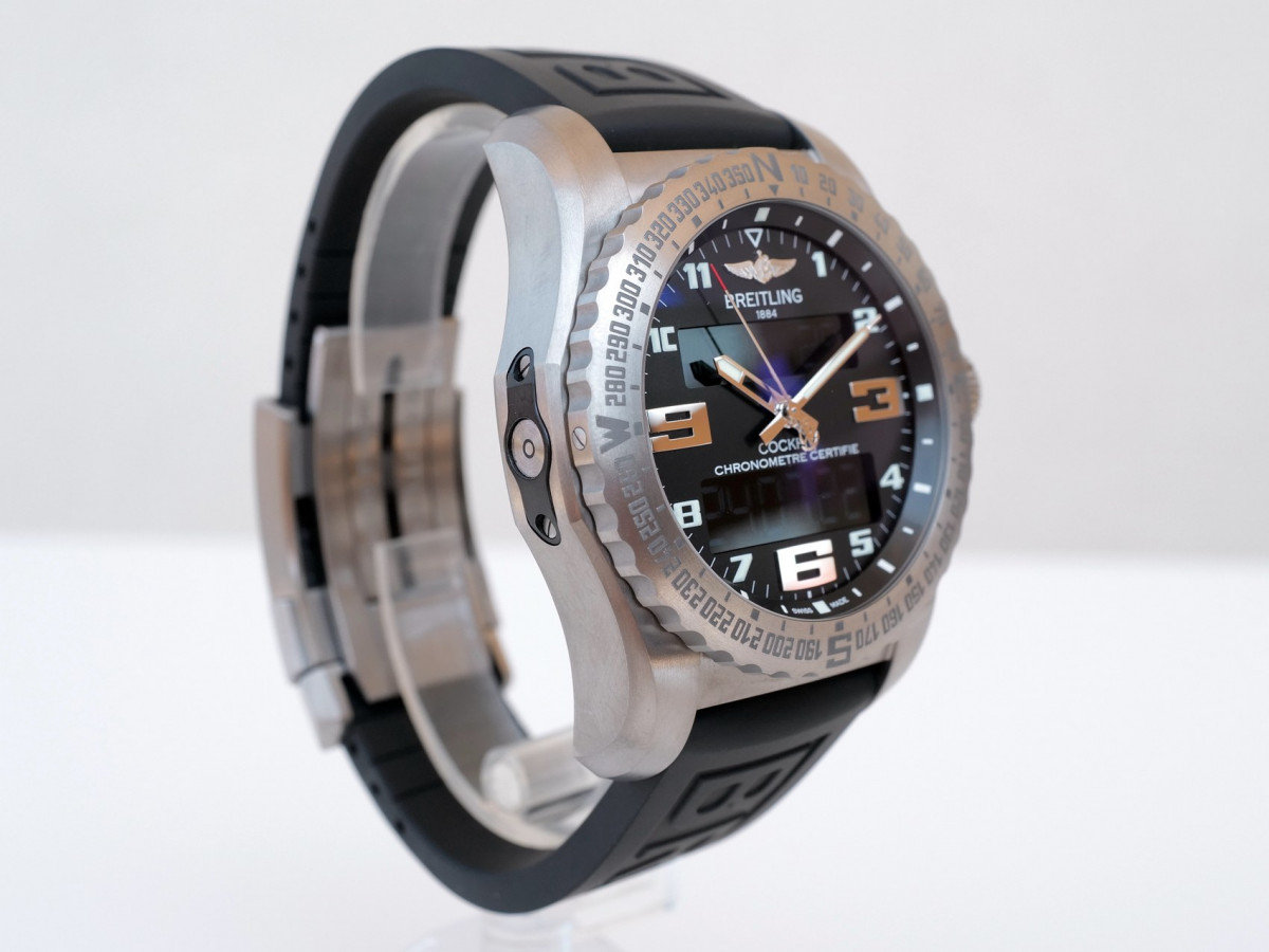 Швейцарские часы Breitling Cockpit B50 Titanium
