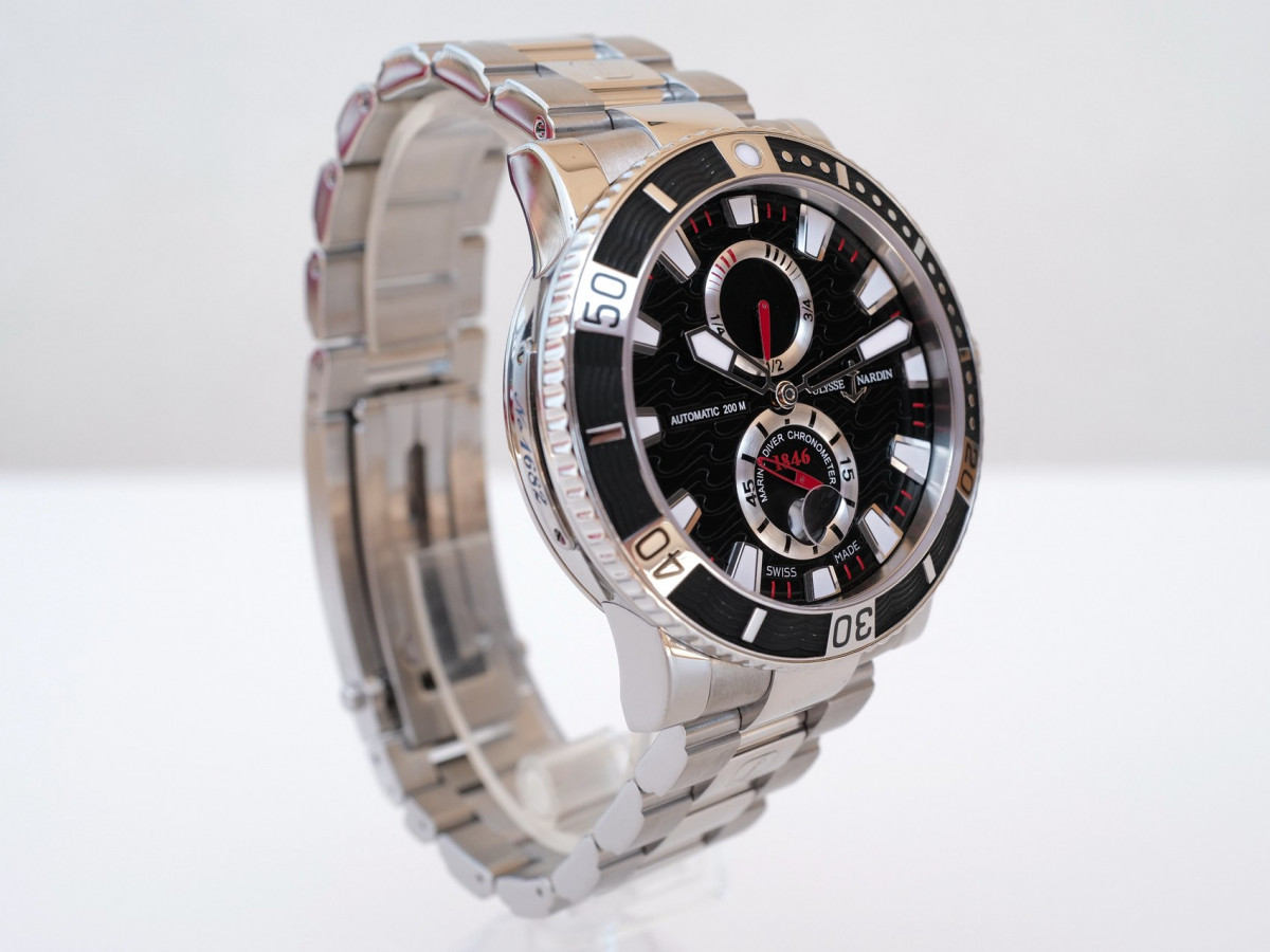 Swiss watch Ulysse Nardin Maxi Marine Diver Titanium Black Dial