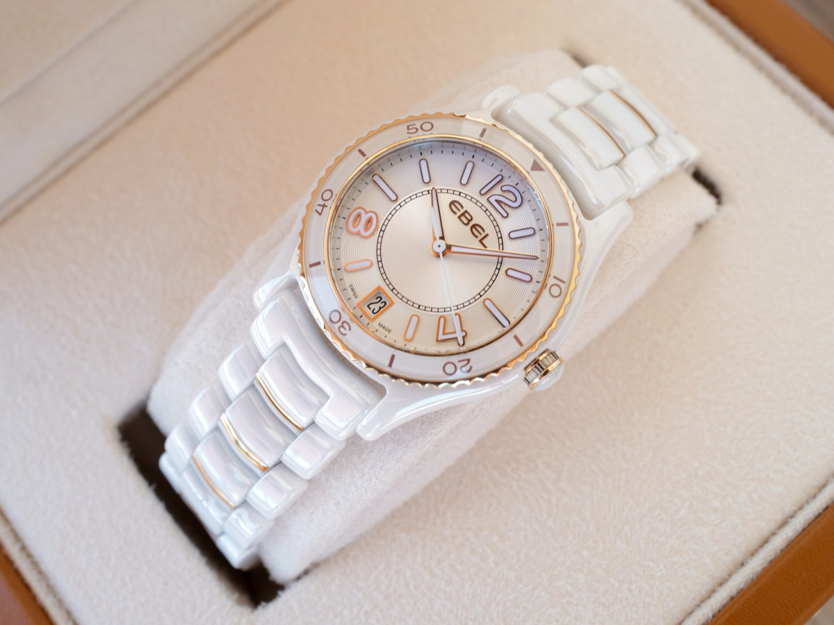 Швейцарские часы Ebel X-1 White Ceramic 18K Gold