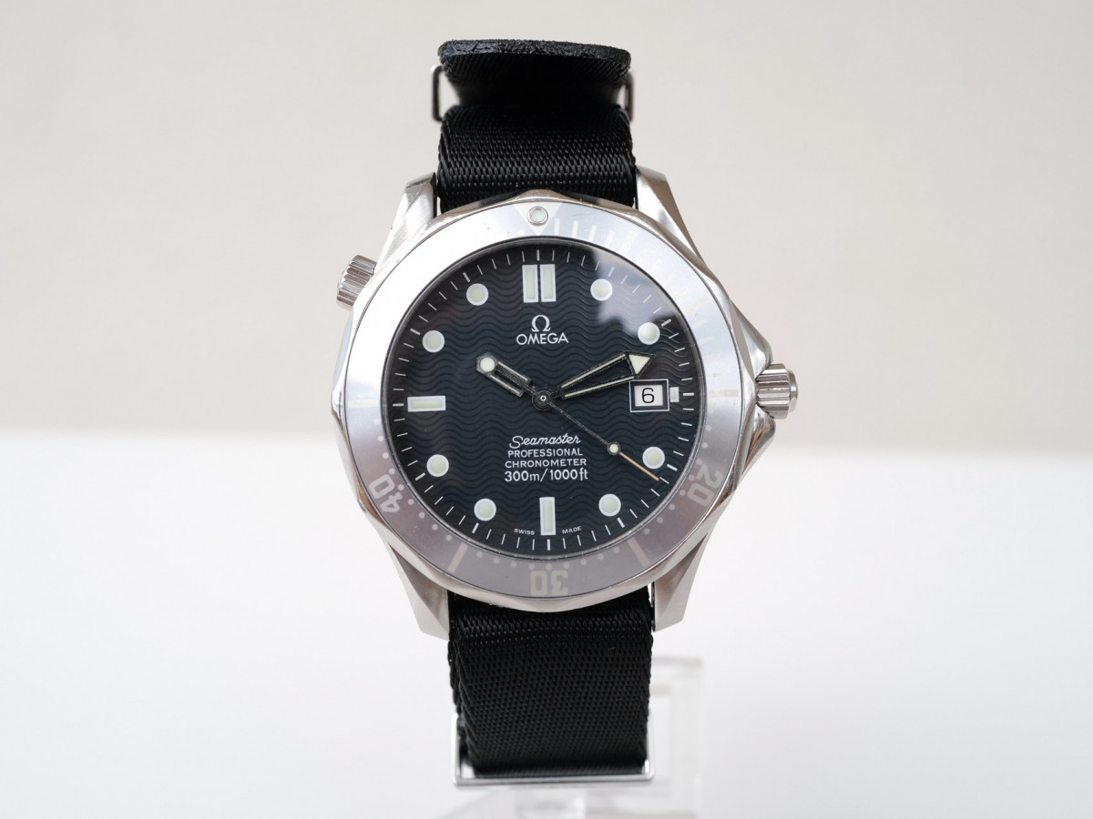 Швейцарские часы Omega Seamaster Professional 300M Automatic