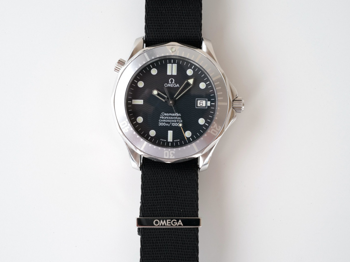 Швейцарские часы Omega Seamaster Professional 300M Automatic