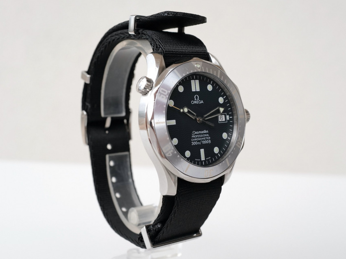 Швейцарские часы Omega Seamaster Professional 300M Automatic