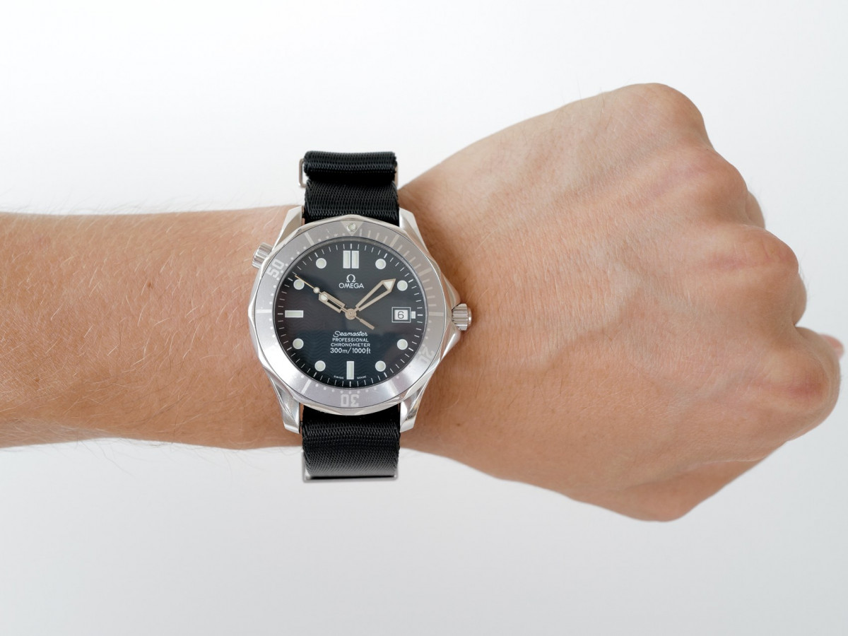 Швейцарские часы Omega Seamaster Professional 300M Automatic