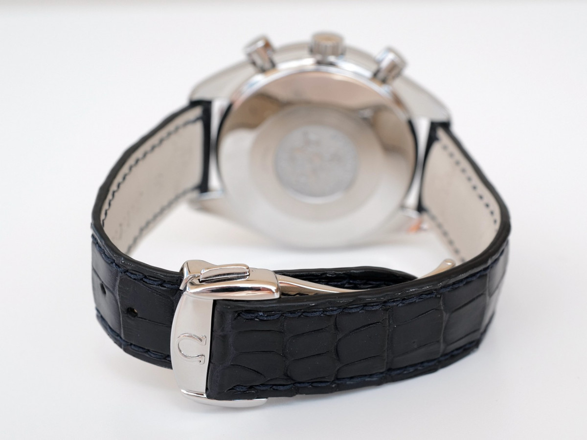 Швейцарський годинник Omega Speedmaster Reduced Lady Diamonds Blue MOP Dial