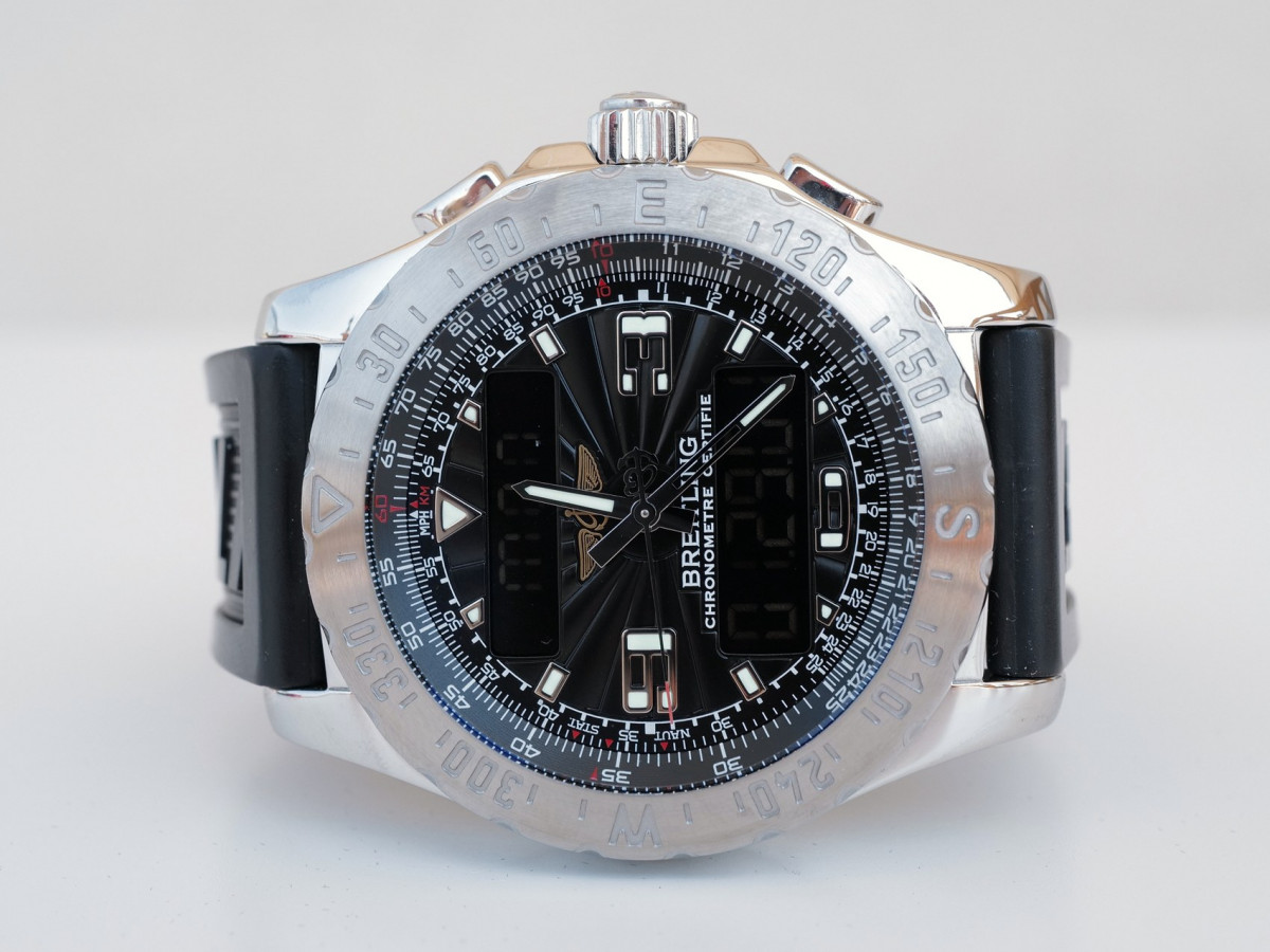 Швейцарський годинник Breitling Airwolf Quartz