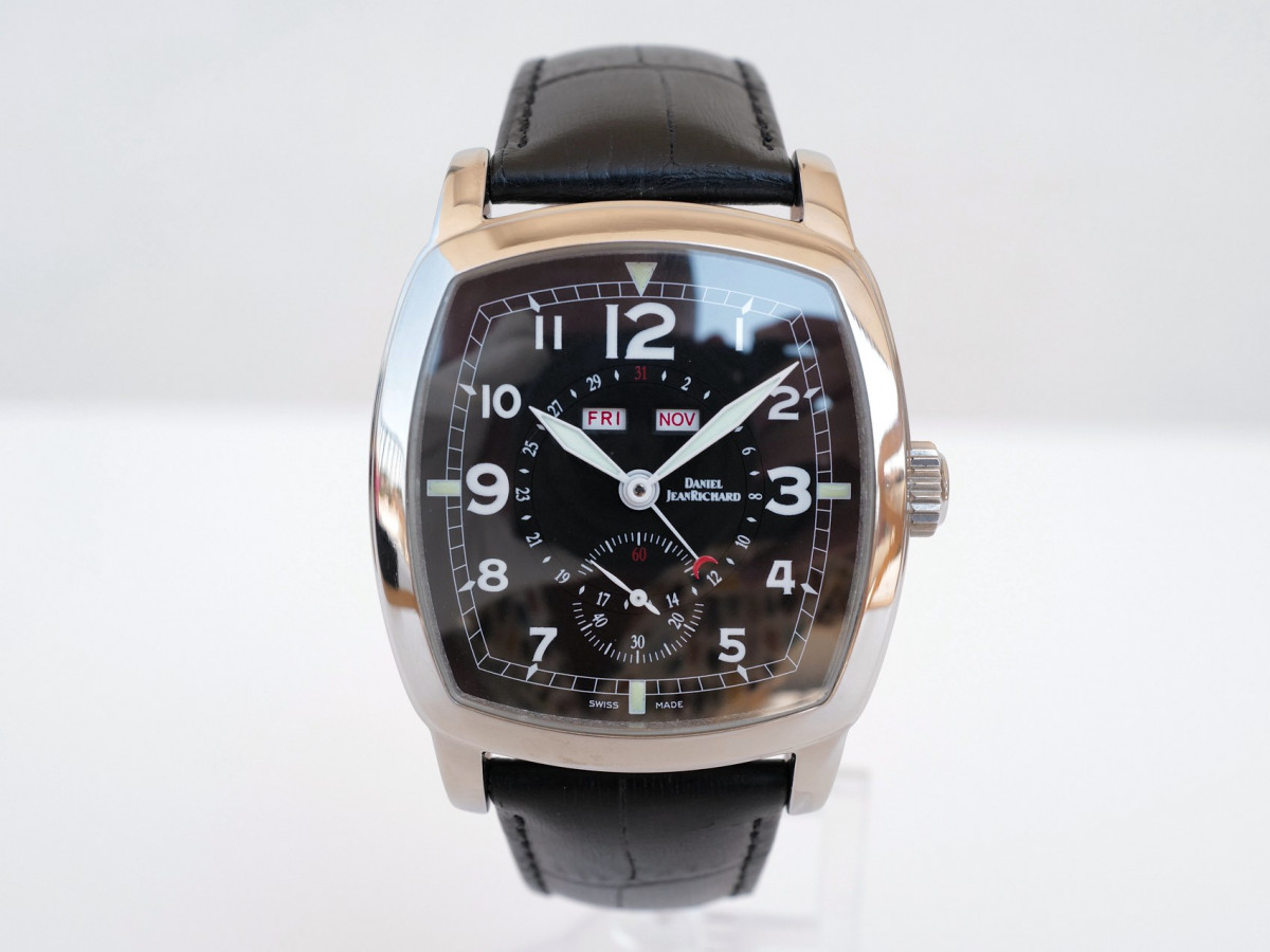 Швейцарские часы Daniel JeanRichard TV Screen Triple Calendar