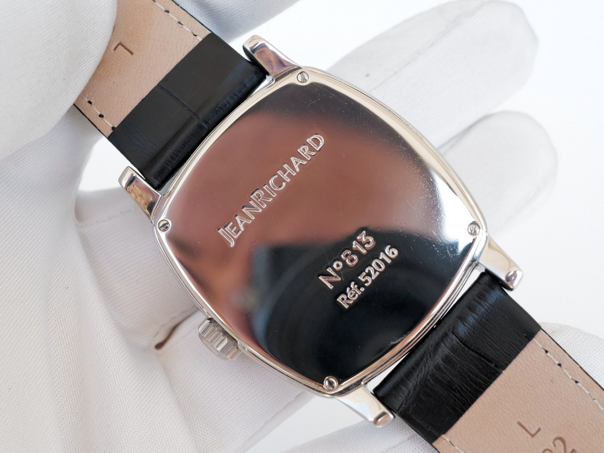 Швейцарские часы Daniel JeanRichard TV Screen Triple Calendar