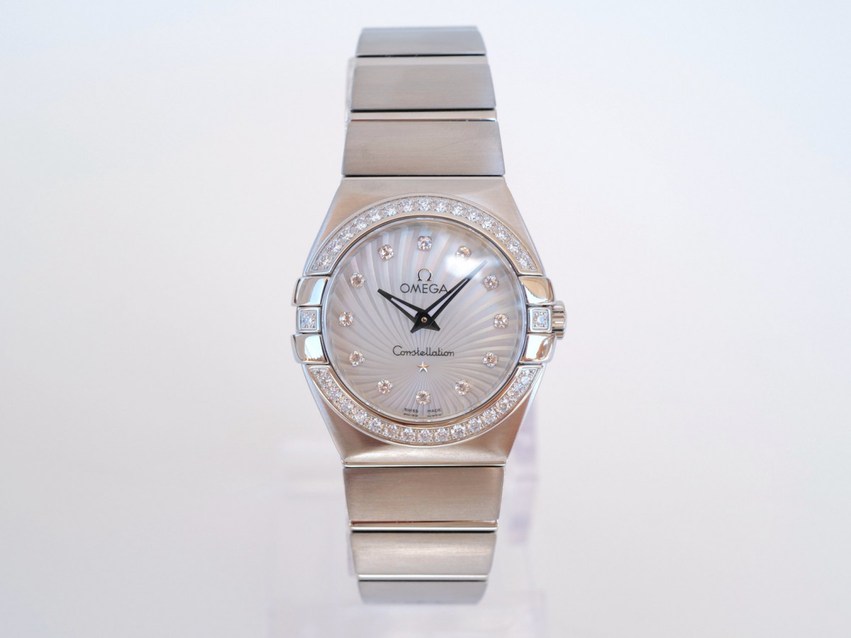 Швейцарський годинник Omega Constellation Quartz Diamonds